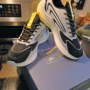 Stylish Black and White Men's Sneakers